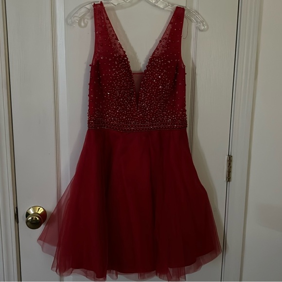 Short Red Dress Size 5/6 - Picture 2 of 3